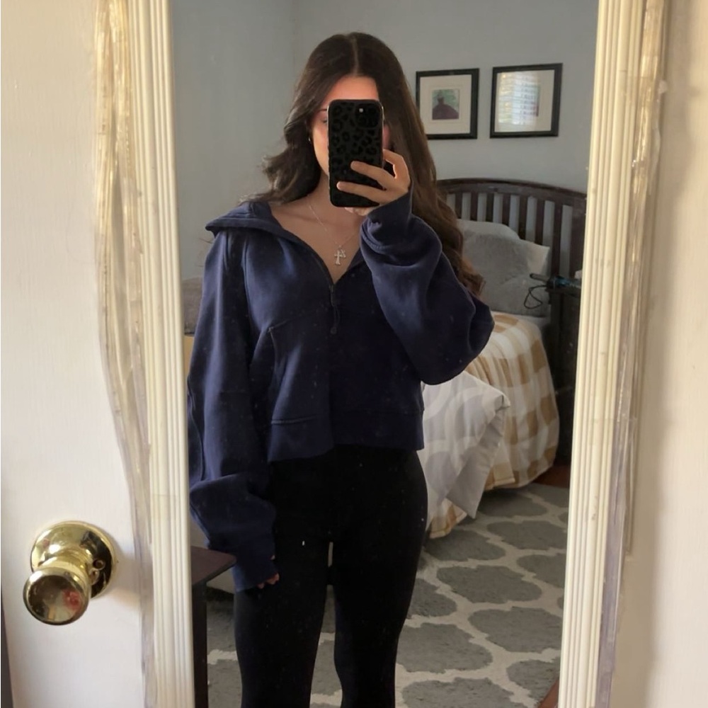 lululemon navy scuba